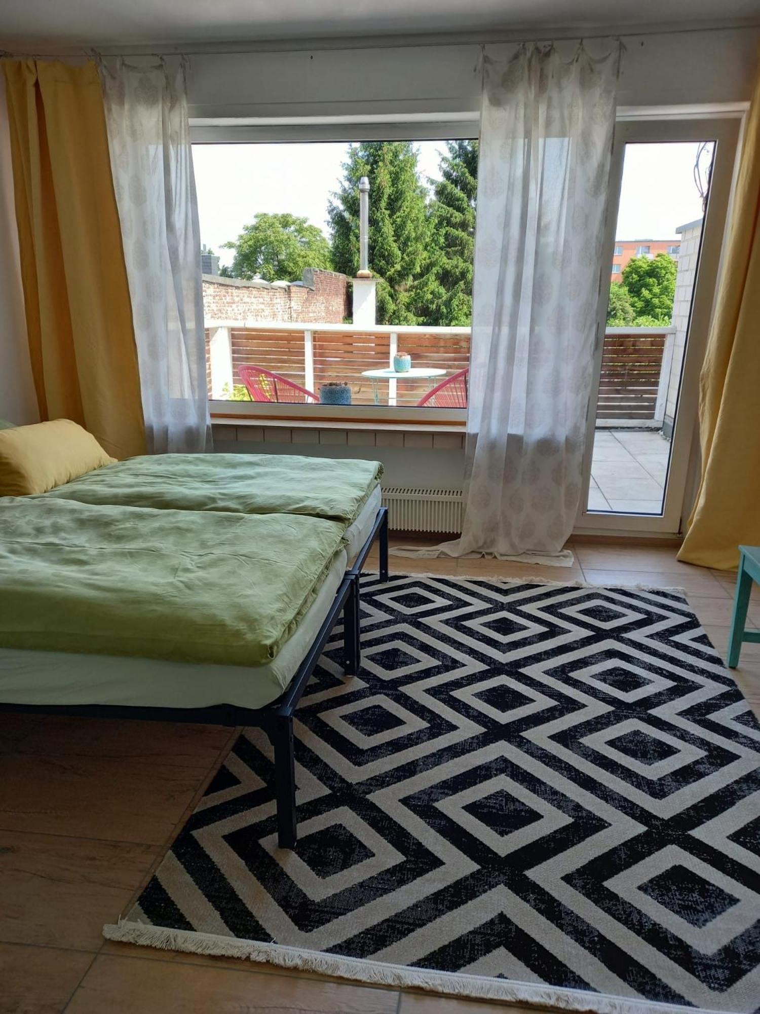 Gemuetliche Koelsche Studio-Wohnung Köln Dış mekan fotoğraf