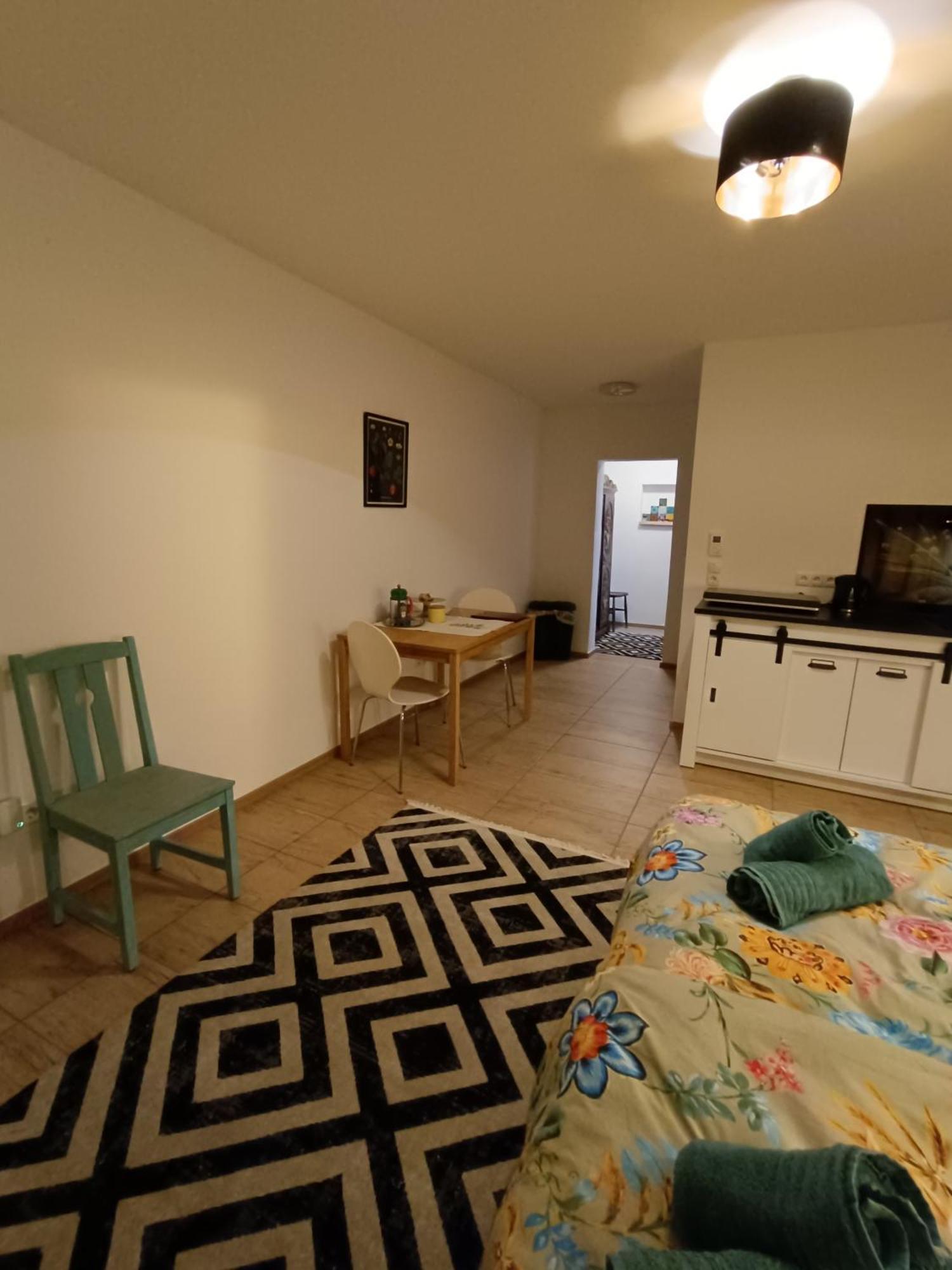 Gemuetliche Koelsche Studio-Wohnung Köln Dış mekan fotoğraf